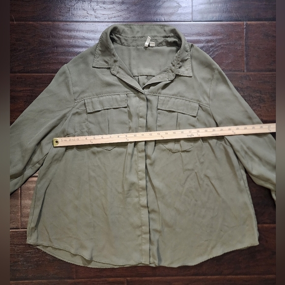 C Est 1946 Womens Green Button Up Collared Casual Top - Picture 3 of 9